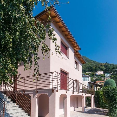 Villa Vittoria - The House Of Travelers Чернобио Екстериор снимка